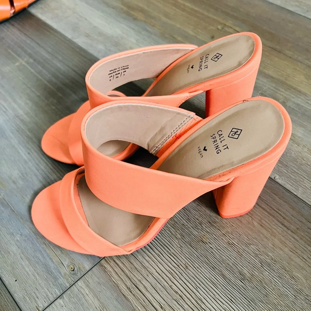 Women heels - Picture 2 of 4